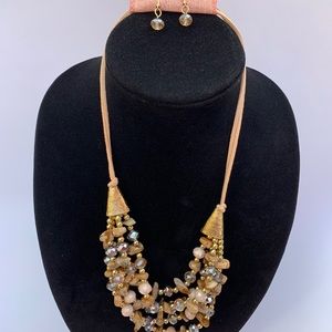 New Stone and Sparkly Beaded Necklace Set